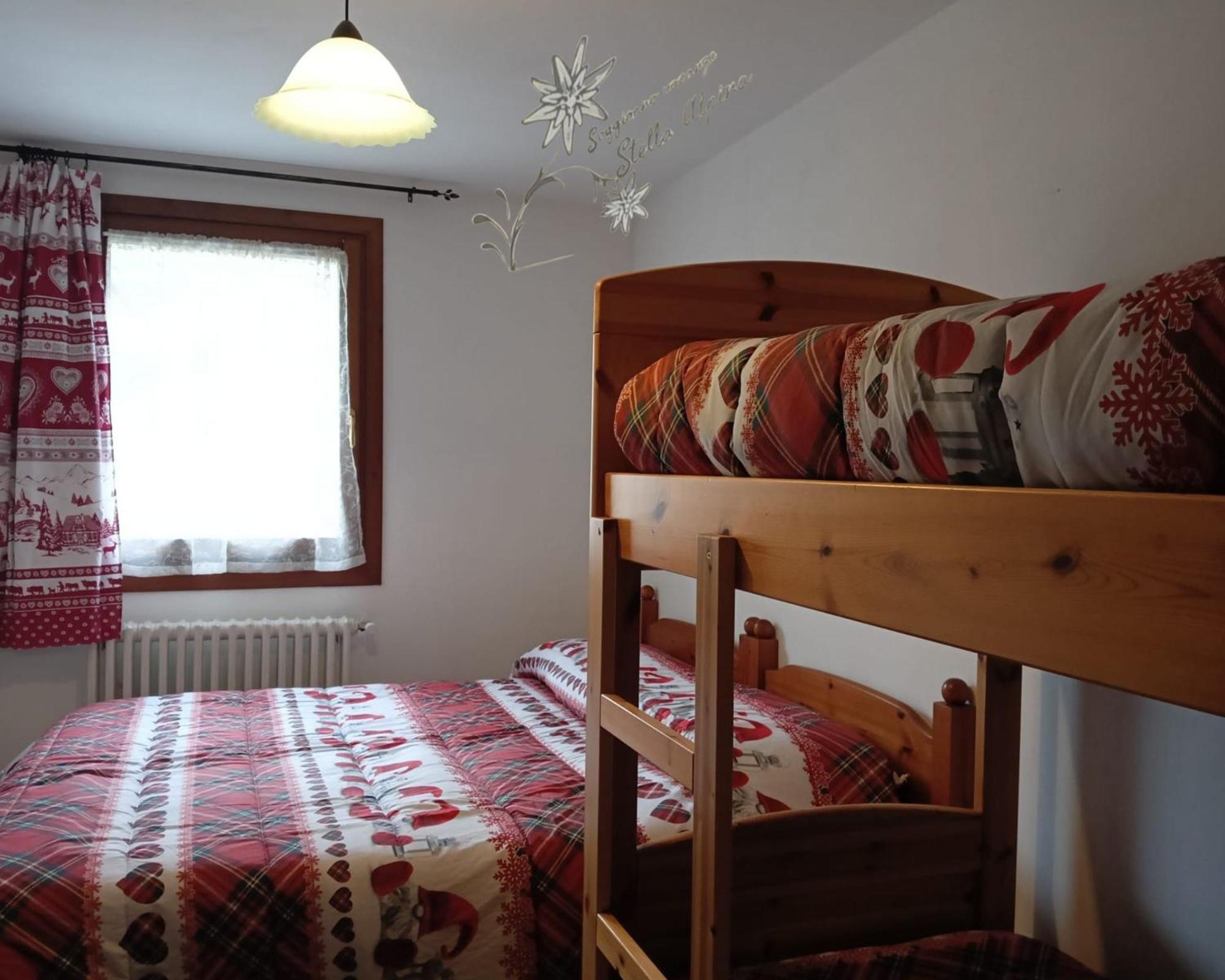 Soggiorno Vacanze Stella Alpina Temù Habitación foto