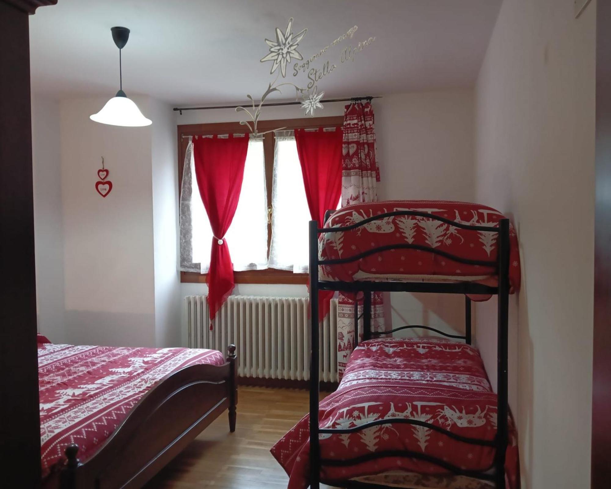 Soggiorno Vacanze Stella Alpina Temù Habitación foto